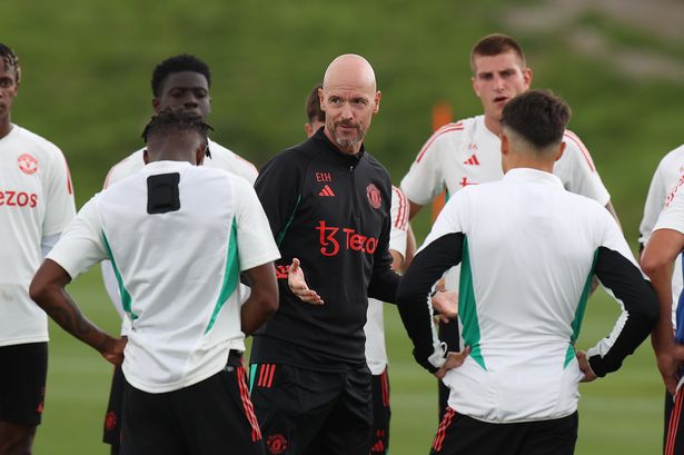 Erik ten Hag stále přivádí veterány Ajaxu do Manchesteru United